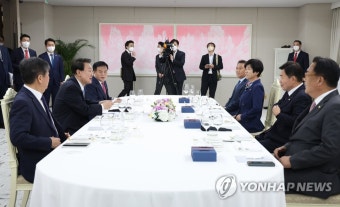 '尹대통령, 후반기 국회의장단과 만찬'…용산 대통령실 청사 | 연합뉴스
