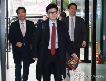 당사로 향하는 한동훈 비대위원장 | 연합뉴스