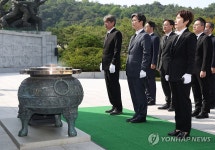 오동운 신임 공수처장, 현충원 참배 | 연합뉴스