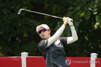 양희영, LPGA 투어 마이어 클래식 3R 선두…김효주 2타 차 5위 | 연합뉴스
