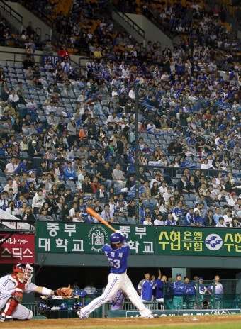<프로야구> 흥행 악재 딛고 역대 최다 관중 | 연합뉴스