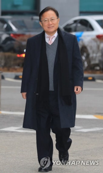소환된 송희영 前조선일보 주필 | 연합뉴스