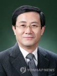 국제배터리학회서 수상한 KAIST 박정기 교수 | 연합뉴스