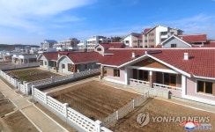 북, 농촌주택 건설 박차…강원도 고산에 100여세대 공급 | 연합뉴스