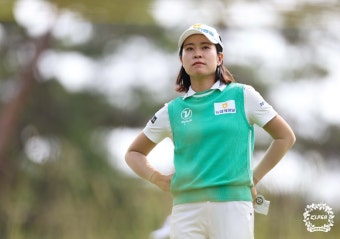 박민지, '4연패 도전' 첫날부터 맹타…