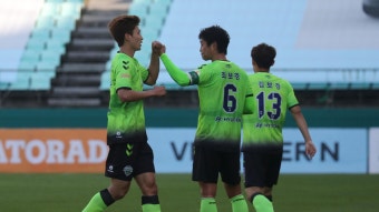 [프로축구] 전북, 3연승 단독 선두…조규성 첫 골·첫 퇴장 | 연합뉴스