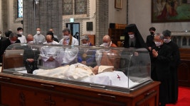 정진석 추기경 장례 미사…성직자묘역서 영면 | 연합뉴스