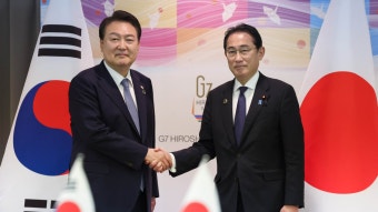 한일 정상 나토회의 참석에…중국 매체 