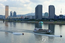 한강 유람선에서 해돋이 볼까 서울시 크루즈 운행 | 연합뉴스