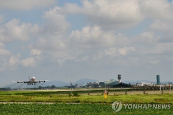 무안공항 활성화 유관기관 협업 강화…활주로 연장 등 논의 | 연합뉴스