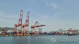 부산항 부두를 통째로 옮긴다 항만대이동 본격 시작 | 연합뉴스