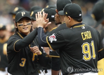 MLB 피츠버그 배지환, 통산 첫 3안타…두 차례 '빅 이닝'에 물꼬 | 연합뉴스