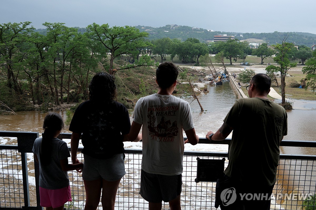 텍사스 홍수 참사, 기독교 아동캠프 미스틱 피해자들 계속 발생