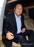 정진석, 웃고 있지만 | 연합뉴스