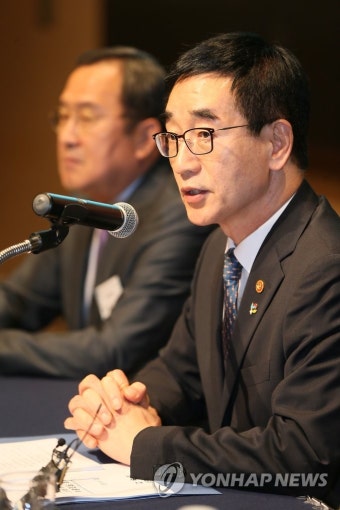대학총장세미나 참석한 이준식 부총리 | 연합뉴스