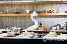 두산로보틱스, F&B전용 협동 로봇 출시 | 연합뉴스