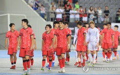 한국축구, 사상 첫 한일전 3연패…안방서 동아시안컵 내줘 | 연합뉴스