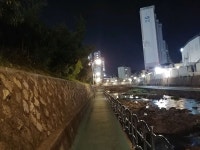 퇴근길 하천로를 걷다보면 - 자유게시판 : plaync 블레이드 & 소울