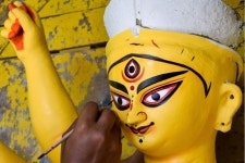 Kumartuli Artisan Ships 10ft Tall Fibreglass Durga Idol To US From Bengal