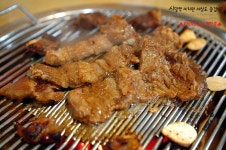 [부산맛집/명륜동] 짭짤~한 돼지갈비가 맛난 동남갈비