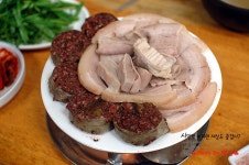 [부산맛집/온천동맛집] 수육과 순대가 좋았던 동래왕돼지국밥