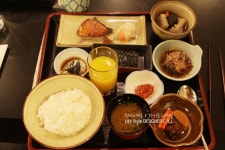 제주호텔리뷰 : 롯데호텔제주의 호텔조식편. (무궁화, 모모야마)