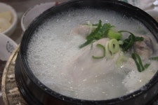 전통있는 삼계탕 맛집 서울삼계탕