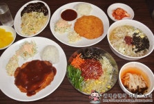 비빔밥과 잔치국수 세트가 3,500원! 대학로 초저가맛집 장수분식!