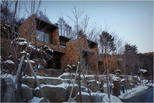 [한국 충청북도 제천] 오직 힐링만을 담은 에코리조트, 제천 리솜포레스트 ① 객실&스타일 / 하늘연못