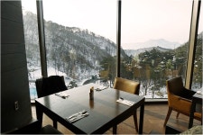 [한국 충청북도 제천] 오직 힐링만을 담은 에코리조트, 제천 리솜포레스트 ② 유기농 조식뷔페, 별똥카페 및 부대시설 / 하늘연못