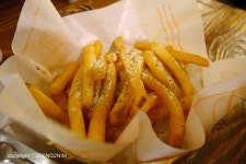 대세는 스몰비어 ! 제주 오춘자비어 - 크림맥주와 안주도 싸다싸!!