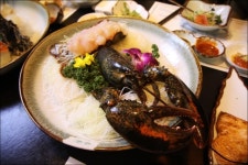 가락시장역 해신에서 대게와 랍스타 푸짐하다