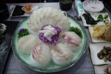 강릉여행 주문진 다물선 횟집에서~~