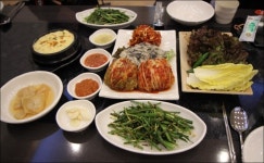 동탄맛집 손칼국수와 제주도돼지족발과 보쌈