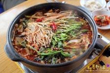나들이 삼아 행주산성 맛집 유림가든에서 맛본 메기매운탕