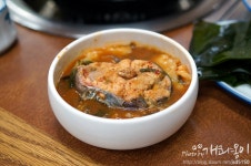 [부산하단맛집] 시원하고 진한 국물이 일품 ~ 사랑방 메기탕