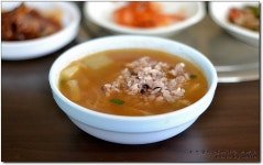 [일산맛집] 밥과 반찬을 손님 마음대로 퍼 먹을 수 있는곳...^^ 진맛쌈싸먹는김치찌개...