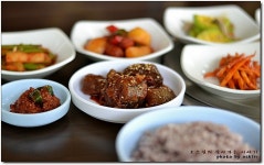 [일산맛집] 밥과 반찬을 손님 마음대로 퍼 먹을 수 있는곳...^^ 진맛쌈싸먹는김치찌개...