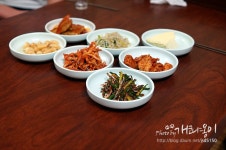 [부산서면맛집] 암모니아향 가득 중독성 있는 홍어 ~ 산에산에