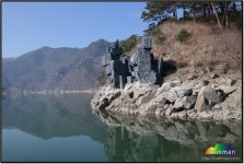 괴산 산막이옛길쪽에 있는 충청도 양반길