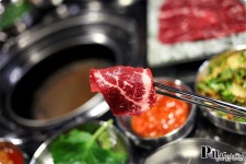 선정릉역 맛집 / 연탄불에 궈먹는 태백한우 칠백식당 삼성직영점