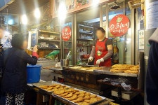 서울 광장시장 순희네빈대떡 서민적인 분위기에서 먹는 저렴한 빈대떡