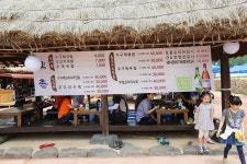 시골 장터에서 맛보는 쇠고기육수로 끓인 국밥 한 그릇/수구레국밥/외암마을맛집
