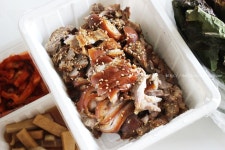 경주족발맛집 찾아서 포장해 온 장충웰빙족발 야식으로~