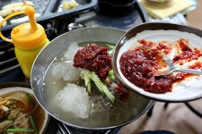 겹살 좋아하세요? 구천구백 원의 행복! / 봉천동맛집/현대시장입구 사거리 숯불통삼겹살