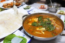 포항에서는 잔칫날 마다 먹는다는 가자미회 / 포항 맛집 돌고래회식당 가자미회