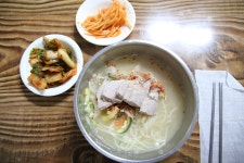 제주 동문시장 맛집 50년전통 고기국수 금복식당