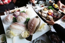 강릉현지인들이 으뜸으로 생각하는 정직한 맛집 / 강릉맛집 /안목항맛집 /머구리횟집