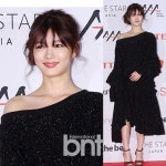 연말 파티에 어울리는 블랙드레스 메이크업을 알려줘!