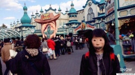 그녀의 얼굴은 어디갔을까??